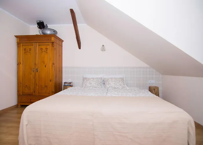 Apartment Goscinne 54 *